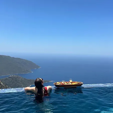 Mavinin Sonsuz Tonu 3 Yatak Odasi 3 Banyo Villa